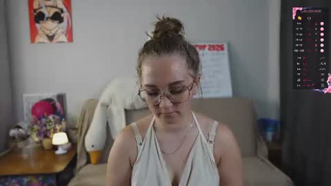 Mia online show from 07-27-26, 01:51