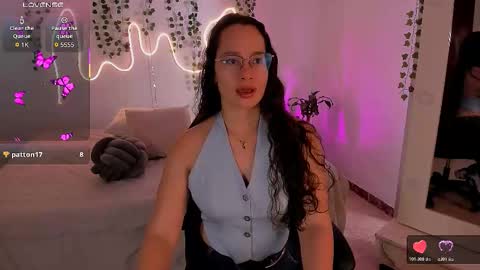Emma Torres online show from 12-16-25, 02:22