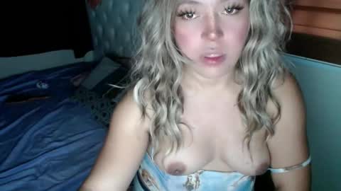 YourDreamGirl Emma  online show from 10-24-25, 03:36