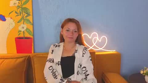 emmawells_s online show from 06-22-26, 01:40