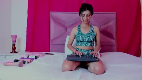  Emma  online show from 01-23-25, 04:26