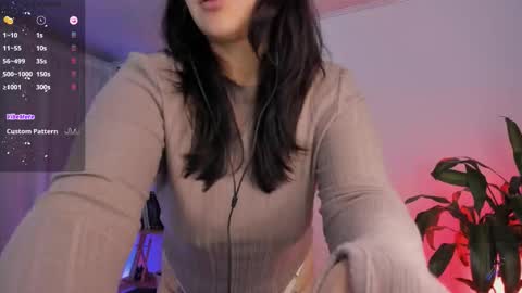 Snapshot of emmax_x chatting on 02-17-26, 03:03 EMMA online show from 02-17-26, 03:03