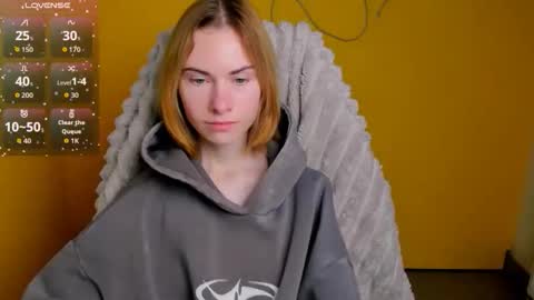 Emmi online show from 02-01-26, 07:07