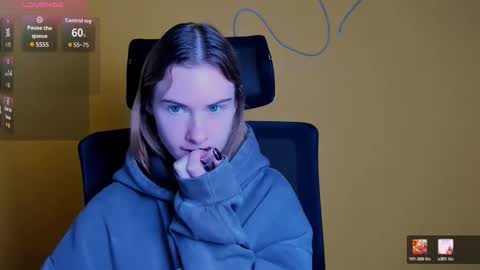 Emmi online show from 02-18-26, 06:20