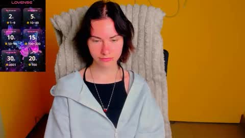 Emmi online show from 05-20-26, 05:57