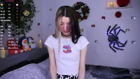 emmie_everly online show from 12-21-25, 11:17