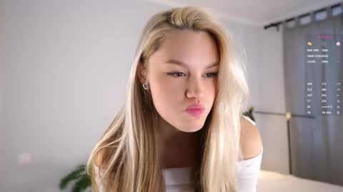 Aurora online show from 12-20-25, 10:11