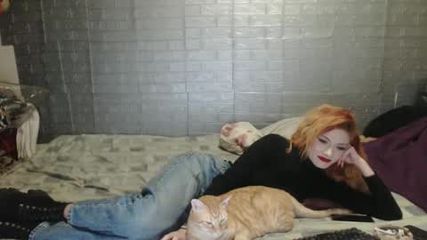 Emmily000 online show from 12-02-24, 03:04