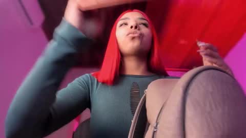    online show from 12-22-25, 12:02