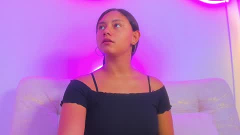 EMMILY online show from 06-30-26, 11:00