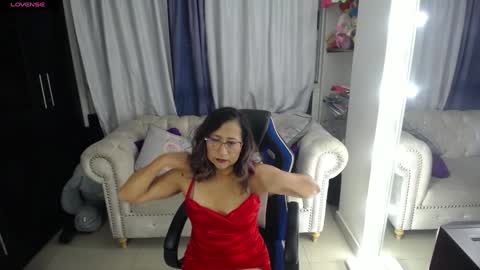 Emmily online show from 12-18-24, 02:10
