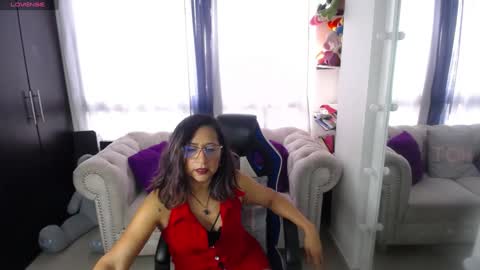 Emmily online show from 01-04-25, 10:13