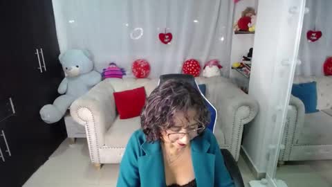 Emmily online show from 02-20-25, 11:54