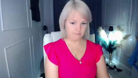 Snapshot of emmmam chatting on 10-30-25, 07:10 emmmam online show from 10-30-25, 07:10