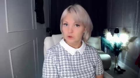 Snapshot of emmmam chatting on 11-18-25, 07:18 emmmam online show from 11-18-25, 07:18