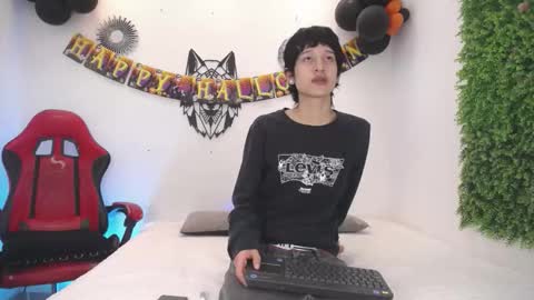 SERGIO online show from 10-31-25, 12:50