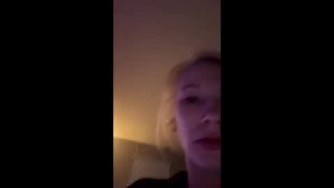 Snapshot of emmwarr1514 chatting on 02-12-25, 12:55 emmwarr1514 online show from 02-12-25, 12:55