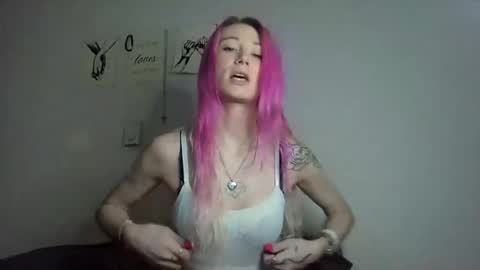 Snapshot of emmwarr1514 chatting on 02-18-26, 03:41 emmwarr1514 online show from 02-18-26, 03:41