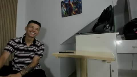 Snapshot of emmyandantony chatting on 07-09-26, 02:32 Emmy and Antony online show from 07-09-26, 02:32