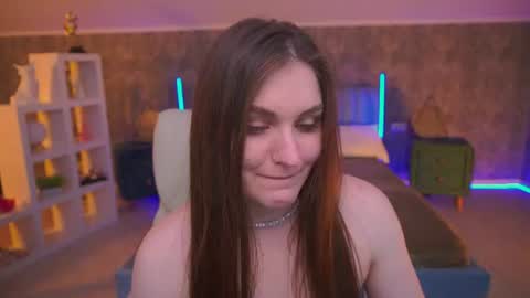 E M M Y online show from 06-10-26, 06:12