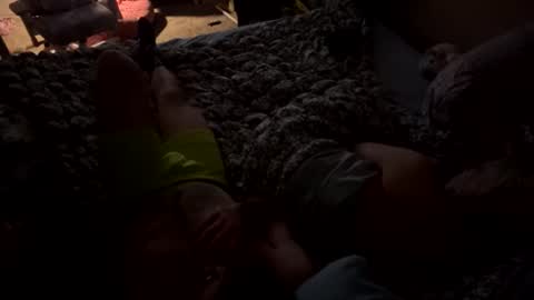 Snapshot of emocouple666 chatting on 12-16-25, 10:20 Kinky Emo Couple online show from 12-16-25, 10:20