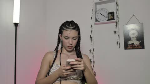 Emperatriz online show from 12-21-24, 07:16