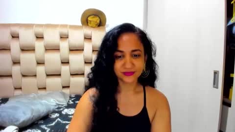emperatriztapia online show from 04-17-26, 01:08