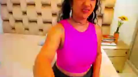 emperatriztapia online show from 07-07-26, 10:25