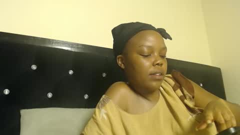 empress online show from 12-22-25, 08:50