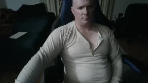 Snapshot of emsguy1 chatting on 03-18-26, 03:09 Matt online show from 03-18-26, 03:09