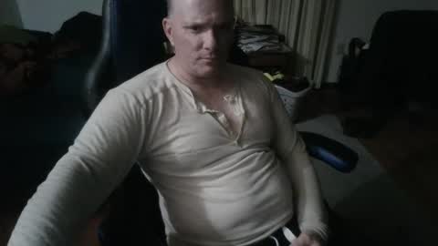 Snapshot of emsguy1 chatting on 03-22-26, 03:43 Matt online show from 03-22-26, 03:43