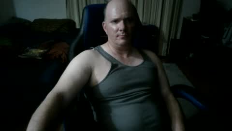 Snapshot of emsguy1 chatting on 08-05-26, 04:48 Matt online show from 08-05-26, 04:48