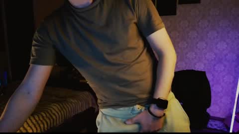 Snapshot of emveeboy96 chatting on 04-07-26, 08:09 emveeboy96 online show from 04-07-26, 08:09