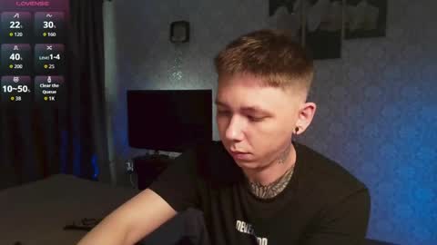 Snapshot of emveeboy96 chatting on 05-18-26, 08:42 emveeboy96 online show from 05-18-26, 08:42
