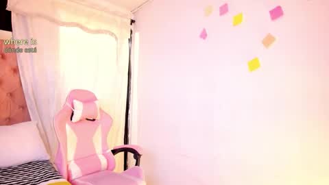 Snapshot of emy_bw chatting on 10-01-25, 09:10 Emy New profile my other account was suspended follow me online show from 10-01-25, 09:10