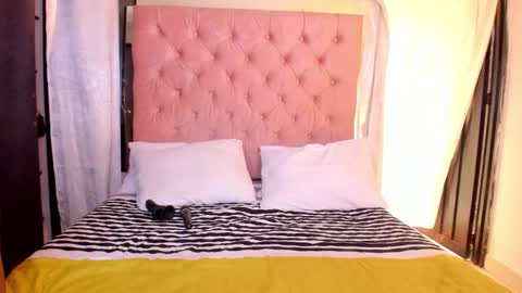 Snapshot of emy_bw chatting on 12-03-25, 06:39 Emy New profile my other account was suspended follow me online show from 12-03-25, 06:39