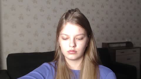 Snapshot of emysway chatting on 12-29-24, 06:16 EmySway online show from 12-29-24, 06:16