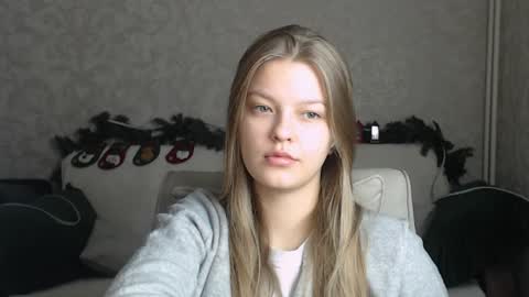 Snapshot of emysway chatting on 01-26-25, 01:20 EmySway online show from 01-26-25, 01:20