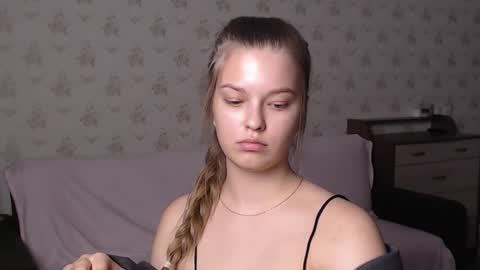 EmySway online show from 11-22-25, 11:31