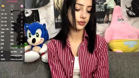 Snapshot of enasmelko chatting on 11-06-25, 08:21 Amelia online show from 11-06-25, 08:21