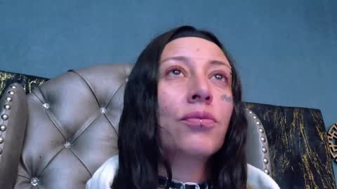 EnchantressQueen online show from 04-17-26, 12:30