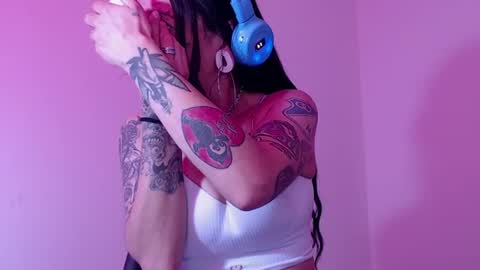 EnchantressQueen online show from 07-30-26, 05:34
