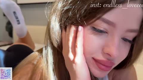 Mia online show from 01-18-26, 12:03