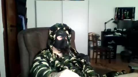 endslaved online show from 11-25-25, 09:42