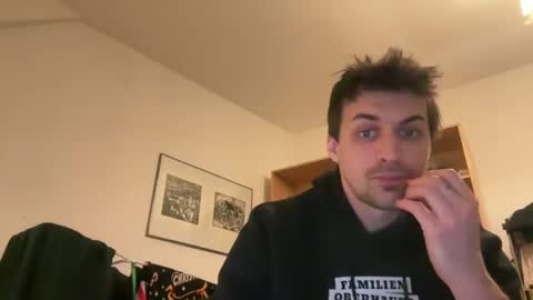 enemaboiii online show from 12-22-25, 07:00