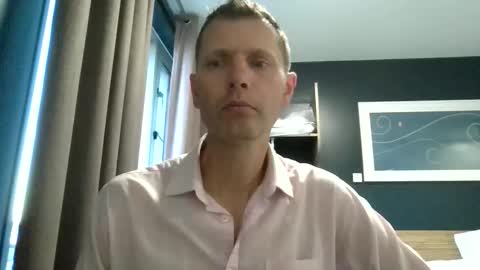 Snapshot of englishguy183 chatting on 03-18-26, 05:49 EnglishGuy183 online show from 03-18-26, 05:49