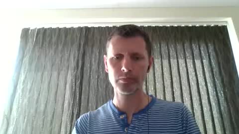 Snapshot of englishguy183 chatting on 04-09-26, 11:15 EnglishGuy183 online show from 04-09-26, 11:15