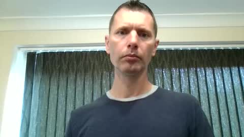 Snapshot of englishguy183 chatting on 05-08-26, 09:03 EnglishGuy183 online show from 05-08-26, 09:03