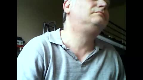 Snapshot of englishguysurrey chatting on 06-03-26, 04:59 englishguysurrey online show from 06-03-26, 04:59