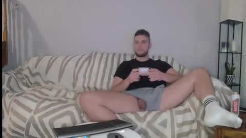 Snapshot of englishladxxx chatting on 12-14-24, 10:07 Englishladxxx online show from 12-14-24, 10:07